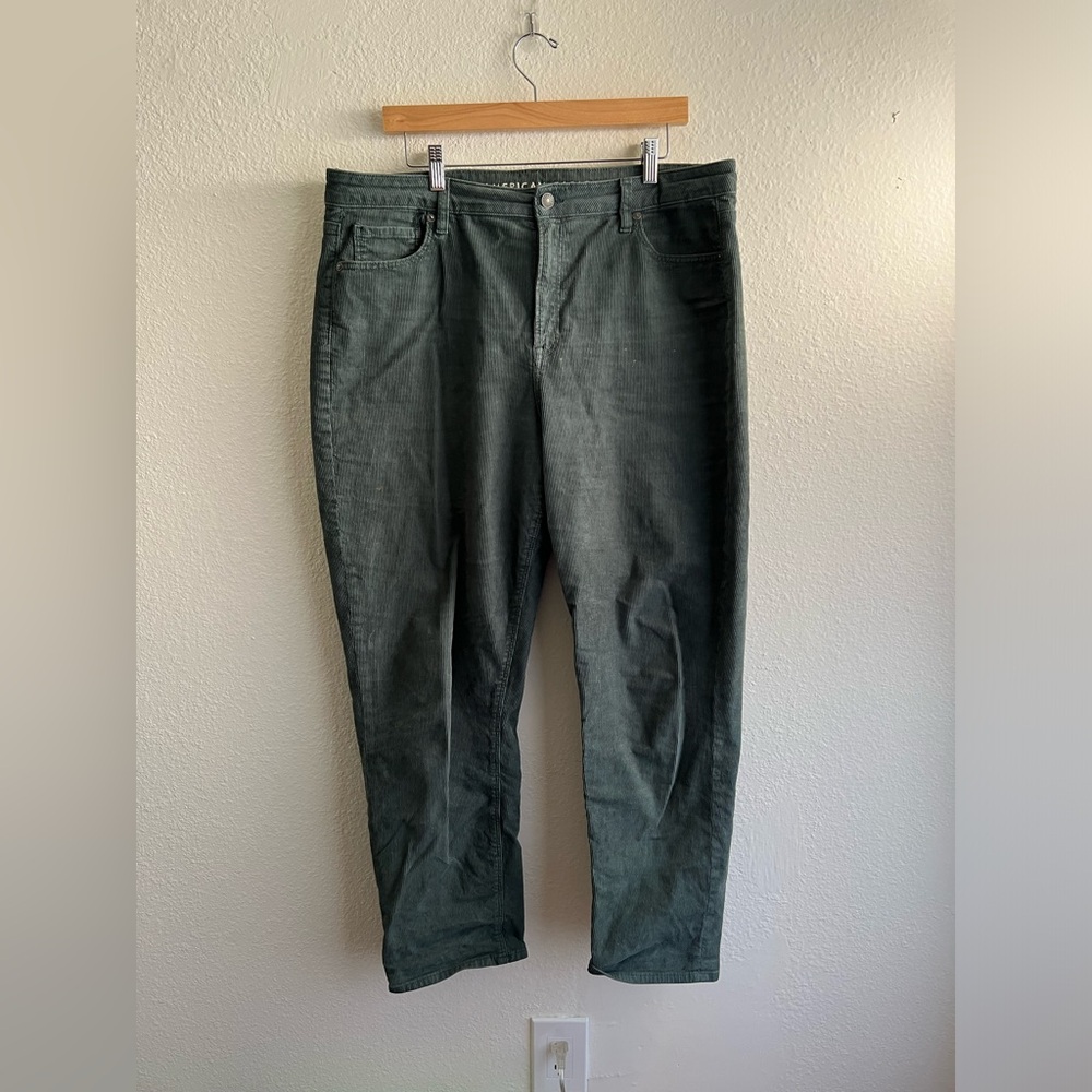 American Eagle Corduroy Green Pants